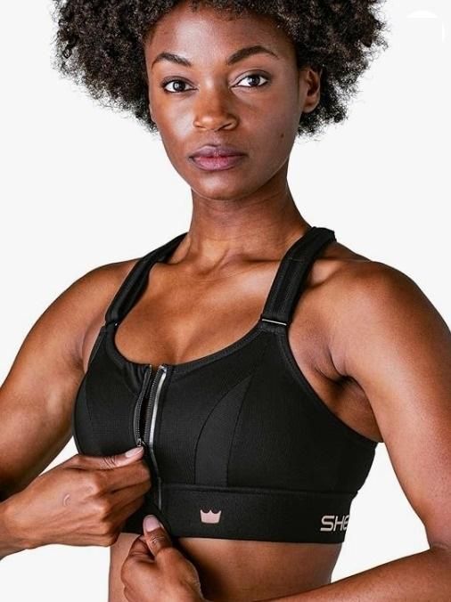 SHEFIT Sports bra – Feminine and empowering, with a soft feel.