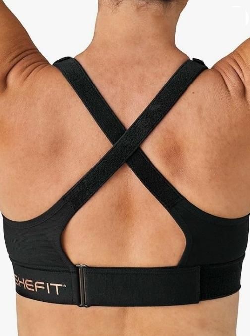 SHEFIT Sports bra – Feminine and empowering, with a soft feel.