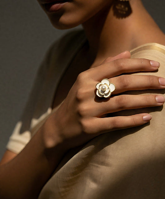 Blooming Pearl Flower Ring